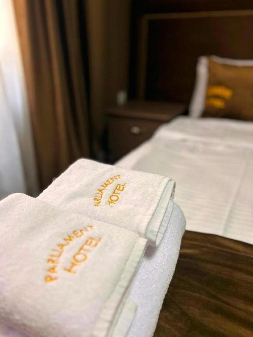 Parliament Hotel & Restaurant Bakü Dış mekan fotoğraf