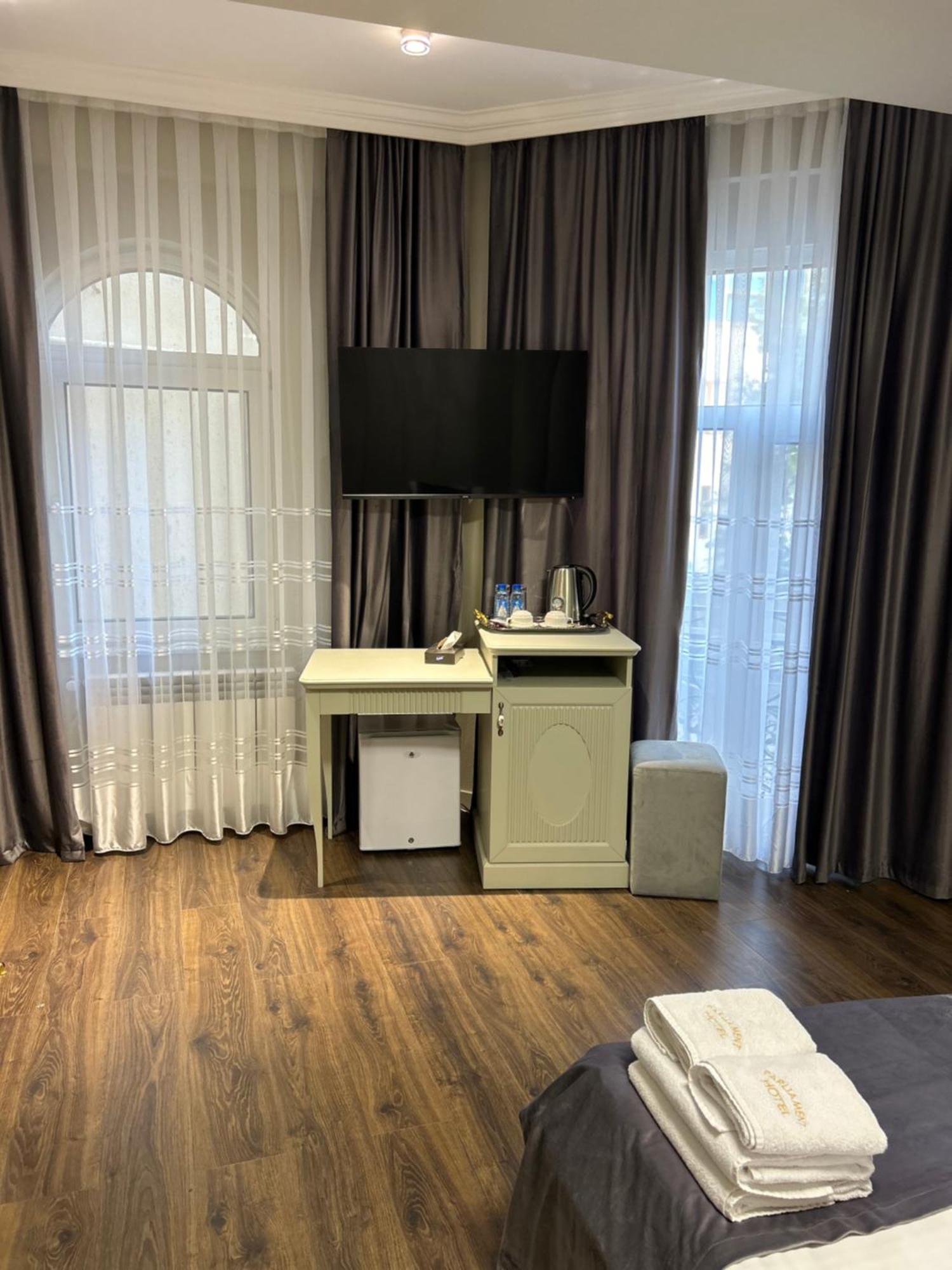 Parliament Hotel & Restaurant Bakü Dış mekan fotoğraf