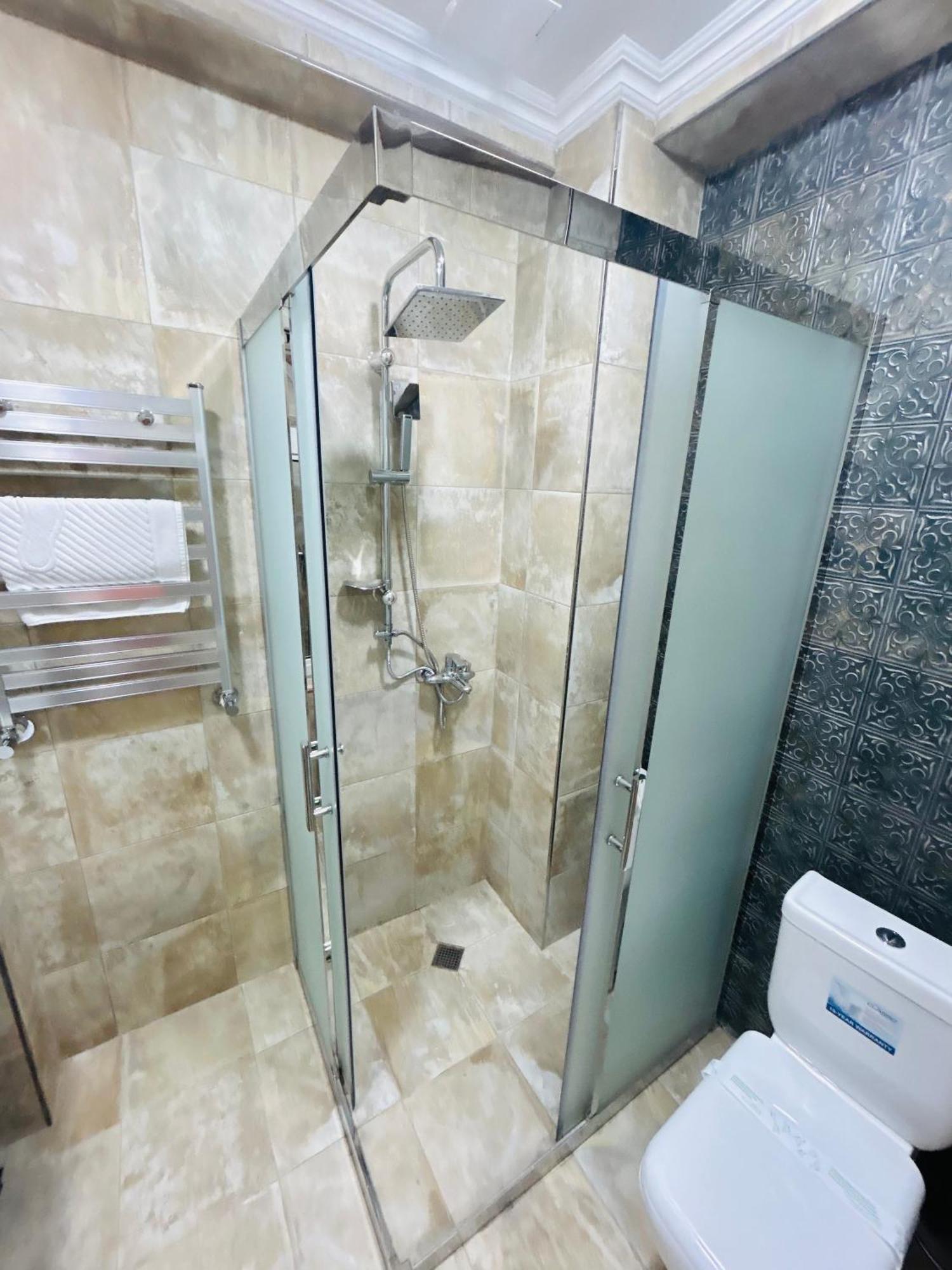 Parliament Hotel & Restaurant Bakü Dış mekan fotoğraf