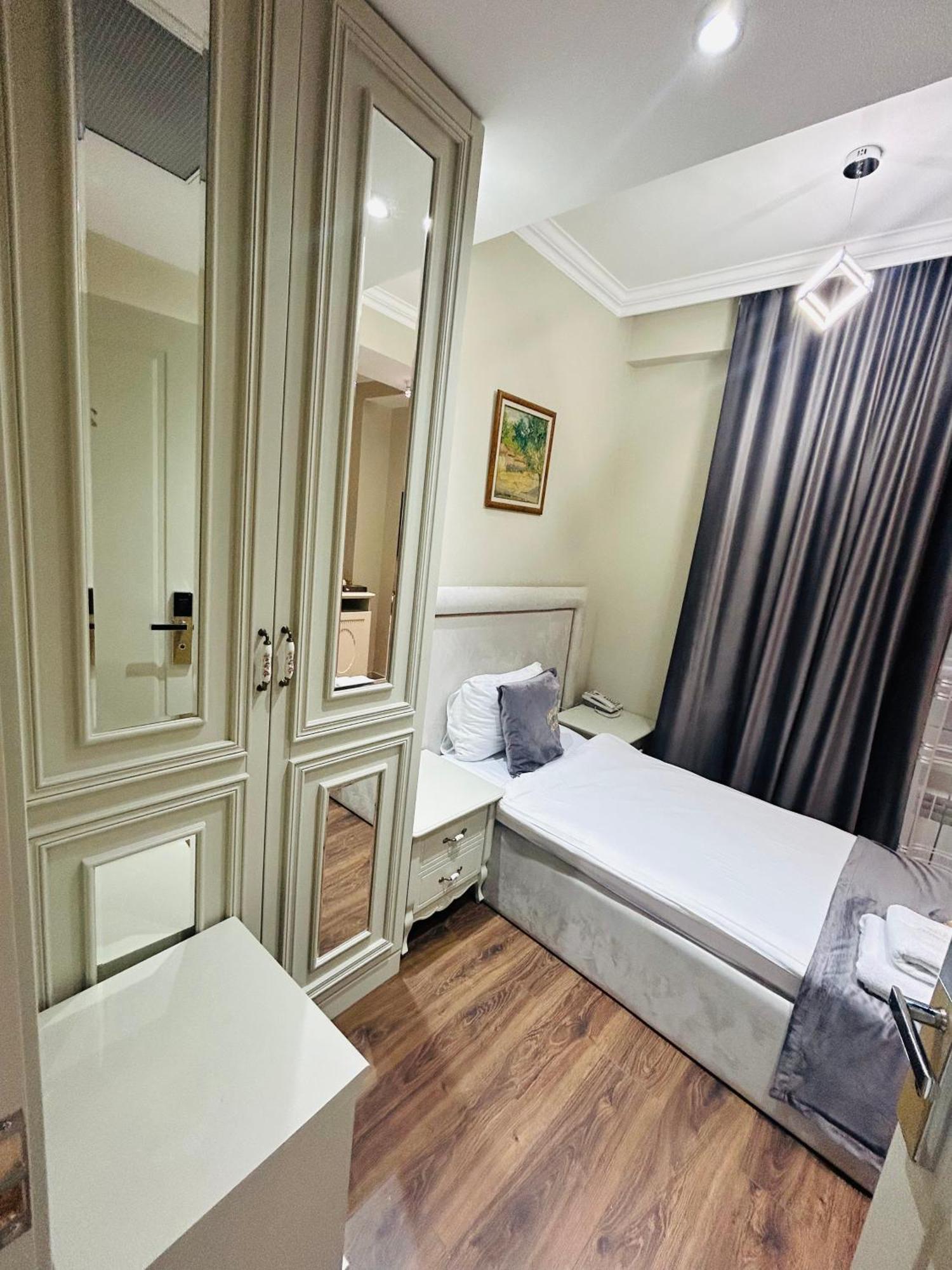 Parliament Hotel & Restaurant Bakü Dış mekan fotoğraf